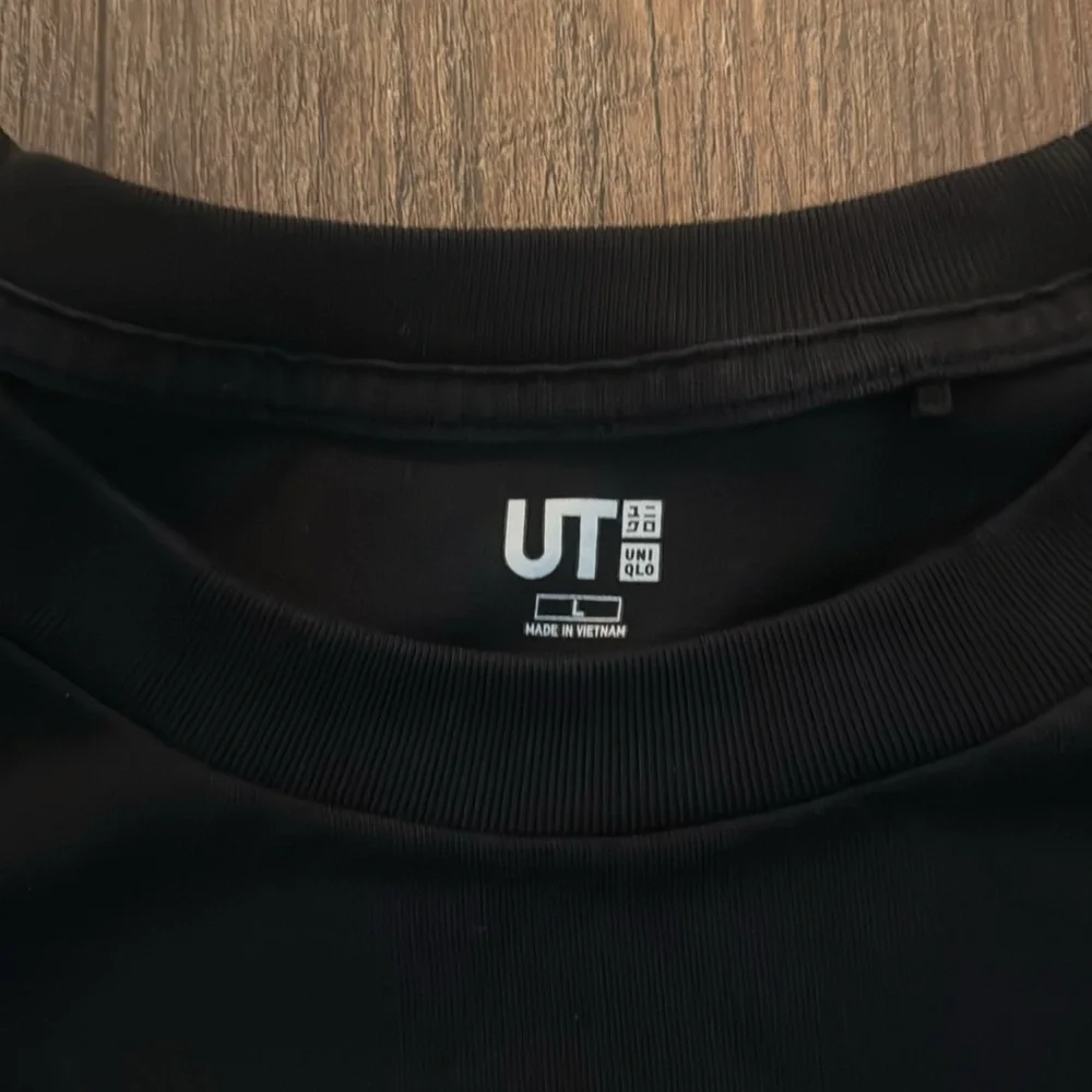 Uniqlo Jean-Michel-Basquiat Tee - Picture 6 of 6